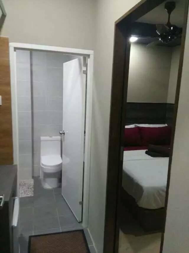 Qing Yun Resthouse -Delima Satu Hotel Kampong Serusup Phòng bức ảnh