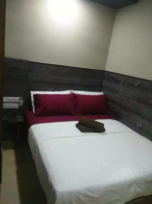 Qing Yun Resthouse -Delima Satu Hotel Kampong Serusup Phòng bức ảnh